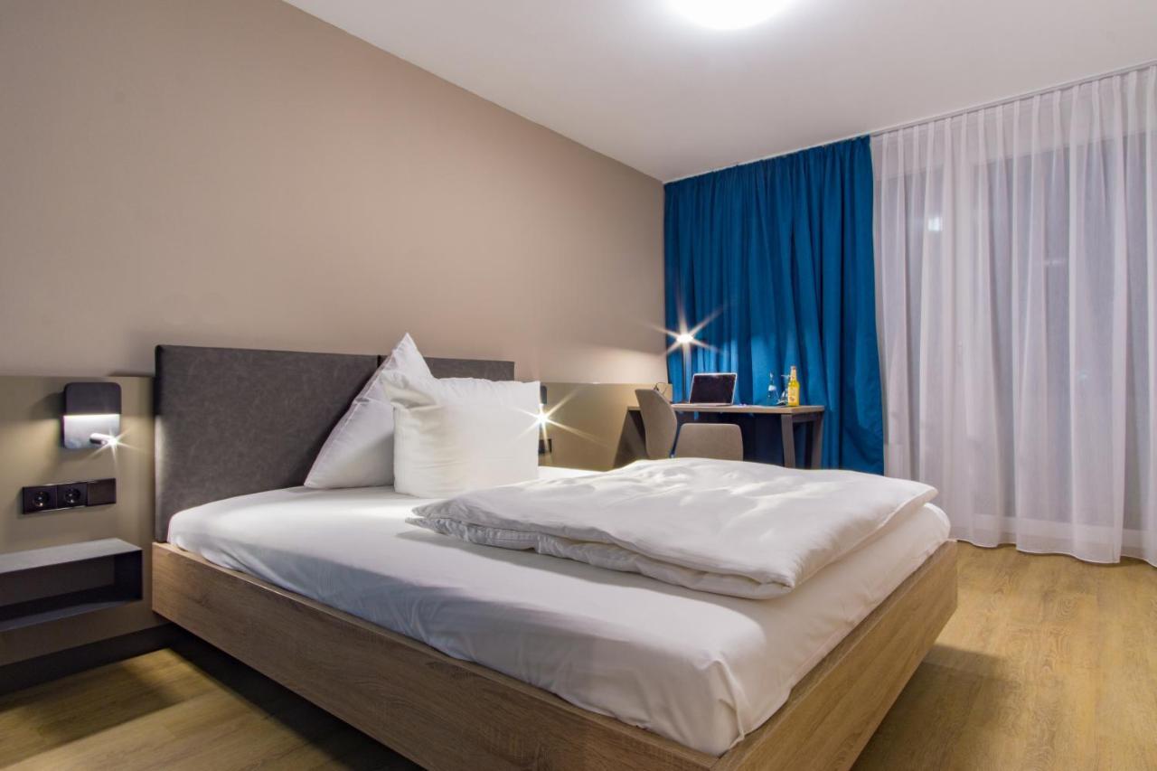 Hotel Berlin Sindelfingen Esterno foto