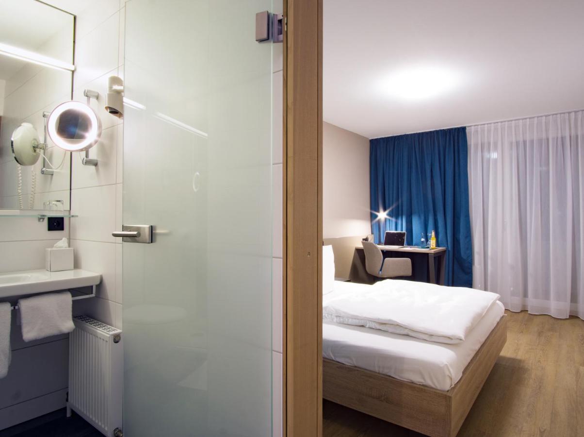Hotel Berlin Sindelfingen Esterno foto